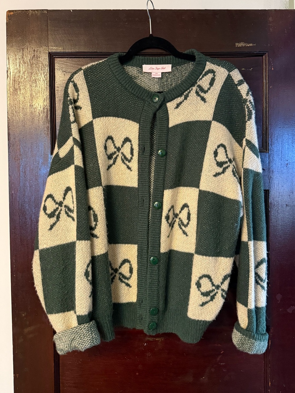 Lisa Says Gah Lauda Knit Cardigan in Green and Cream Bow pattern